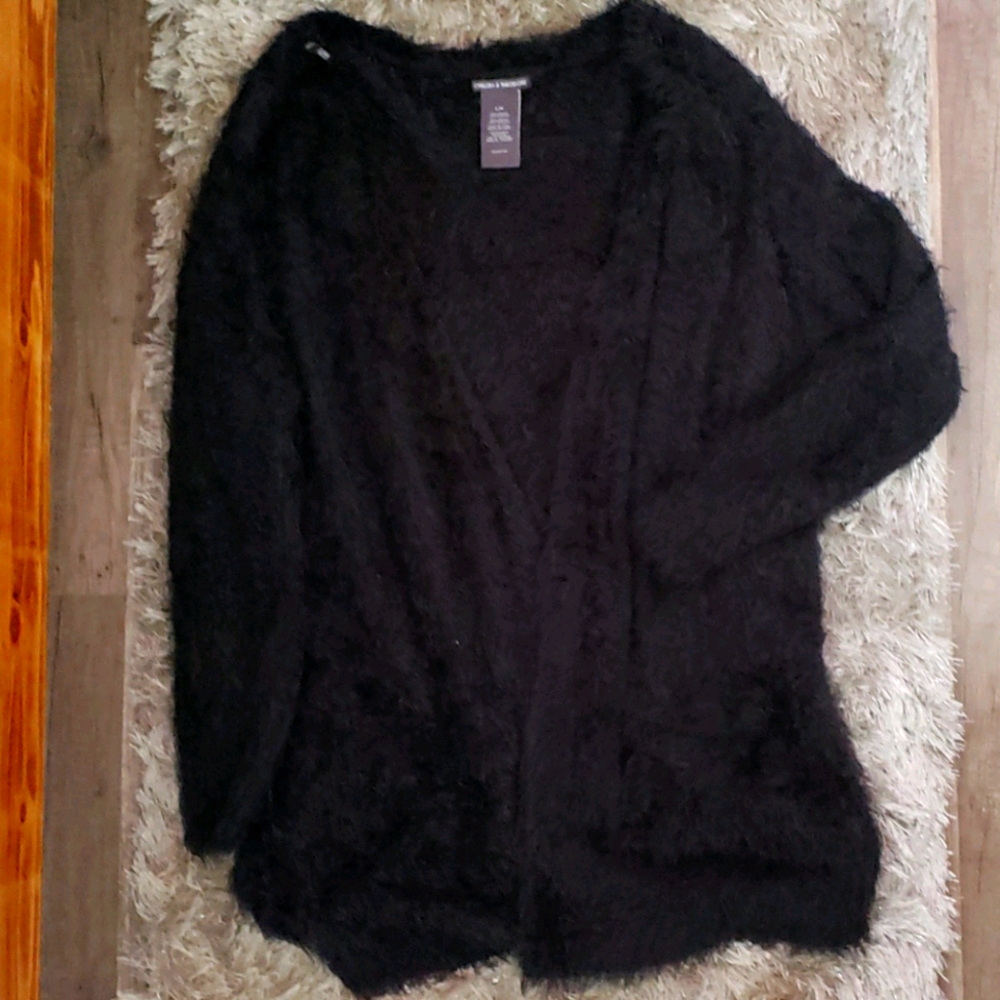Cardigan sweater